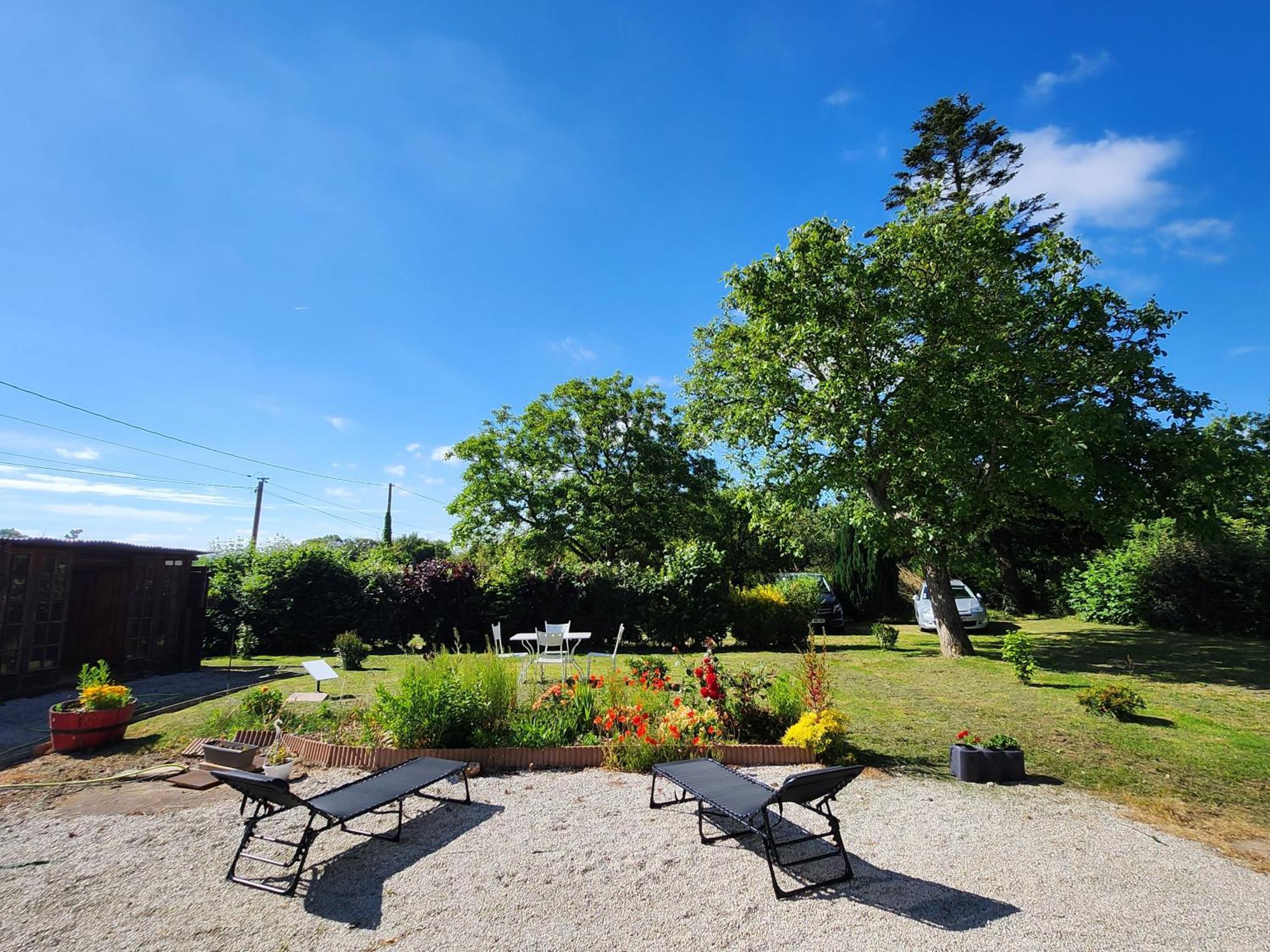 Maison Au Calme, Idealement Situee Au Centre Du Cotentin Villa Le Dézert Exterior photo